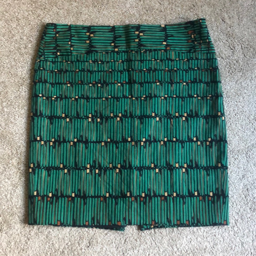 The Limited Skirt